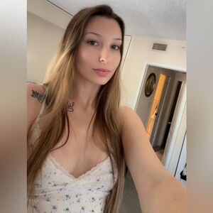 Meet your Posher, 🖤 allie 🖤